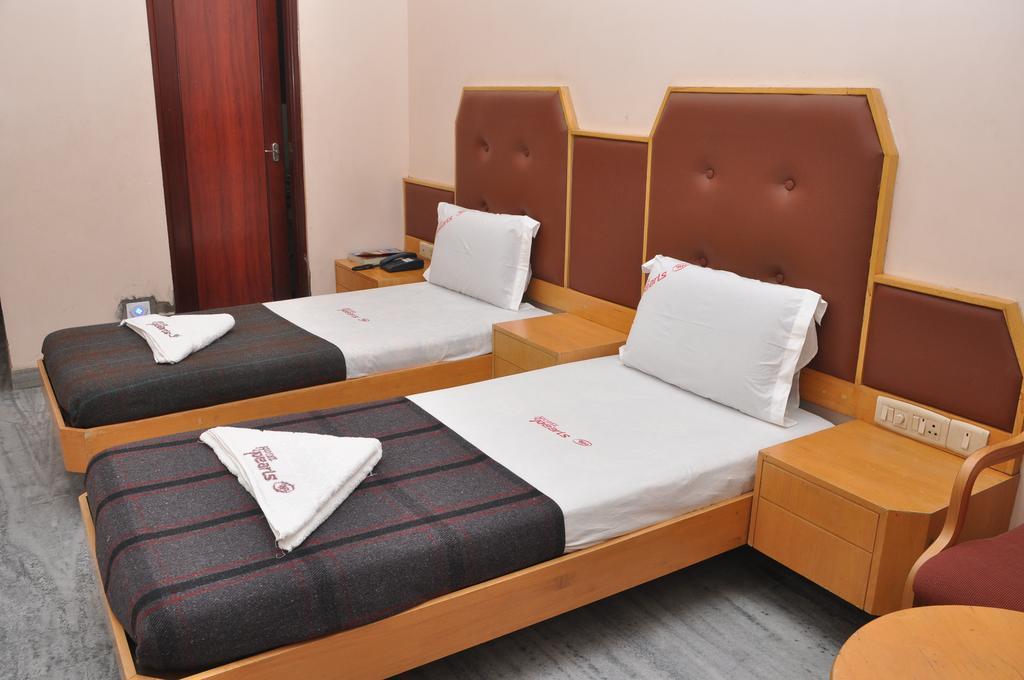 Hotel Pearls Madurai Habitación foto