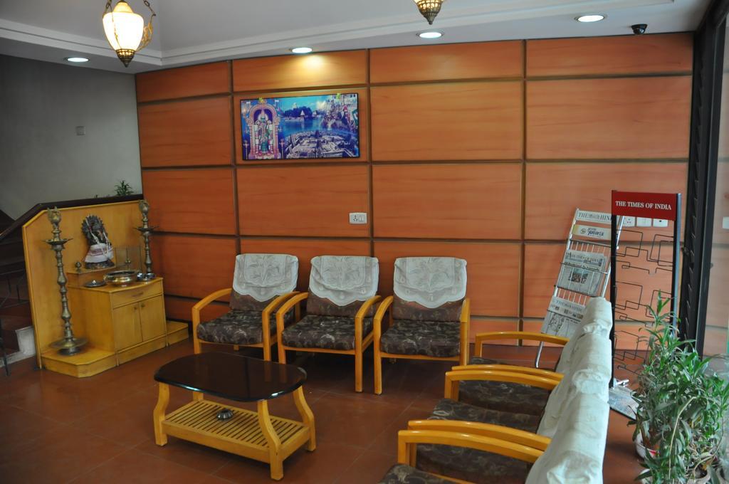Hotel Pearls Madurai Habitación foto